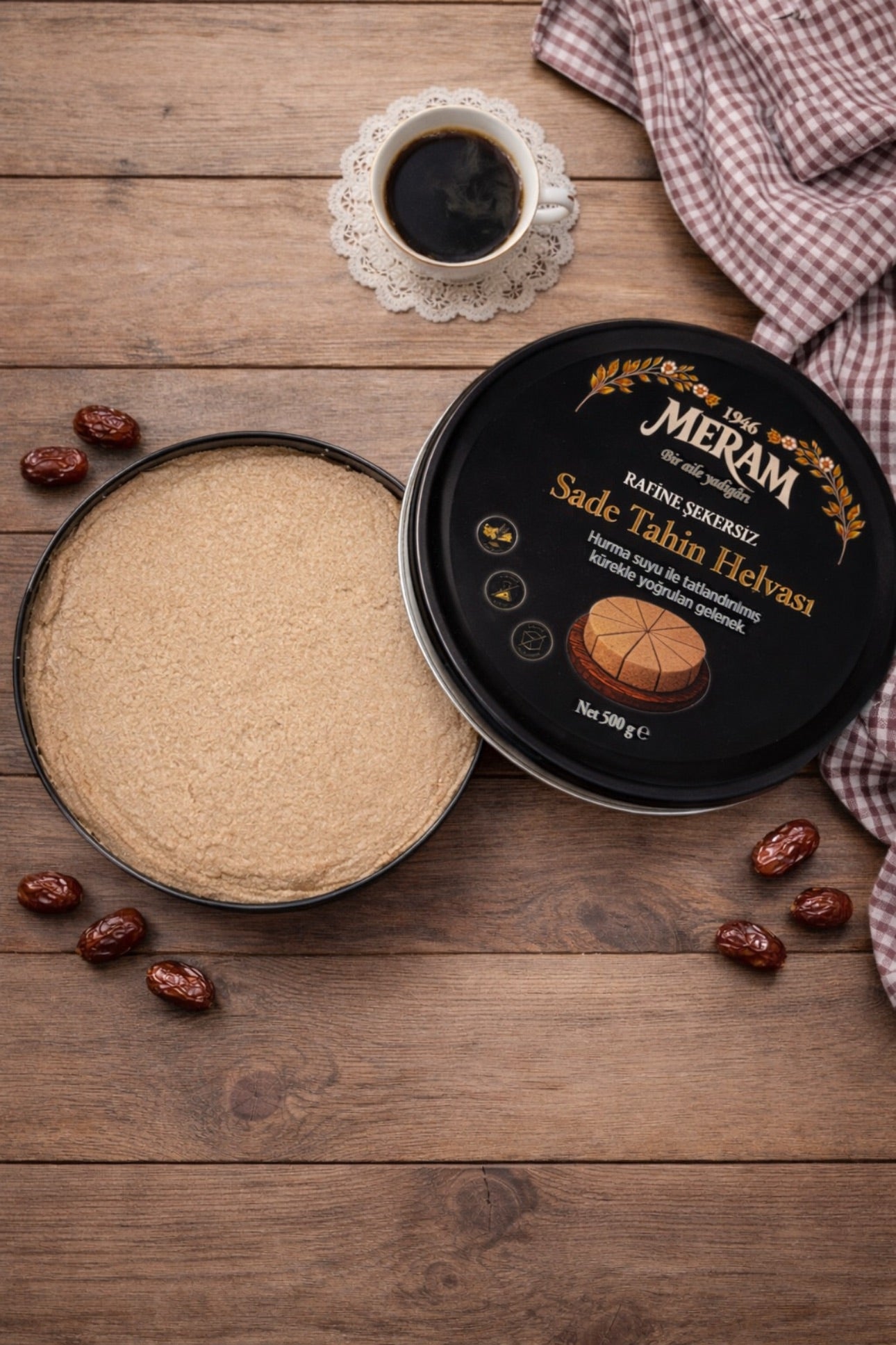 Meram Helvanın rafine şeker ilavesiz hurma ile tatlandırılmış sade tahin helvası